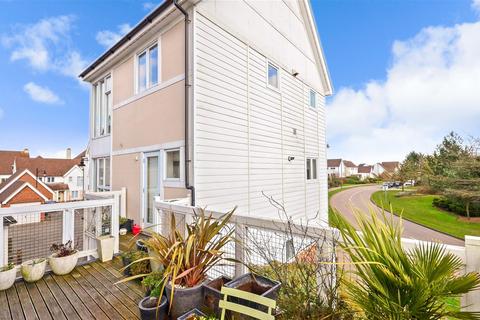 13 Edgar Close, Kings Hill, West Malling, ME19 4JE