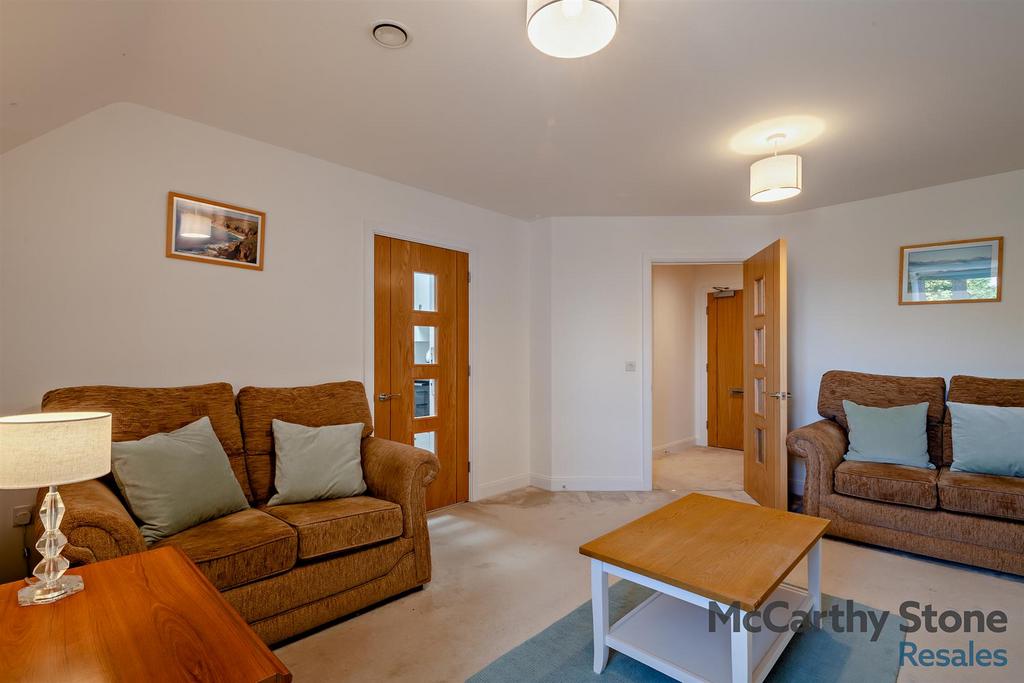 8639378-interior06-800.jpg