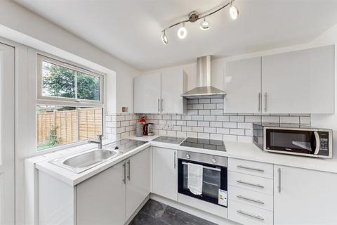 Healthcare facility to rent, Chamberlayne Avenue , Wembley, Middlesex, HA9 8SR