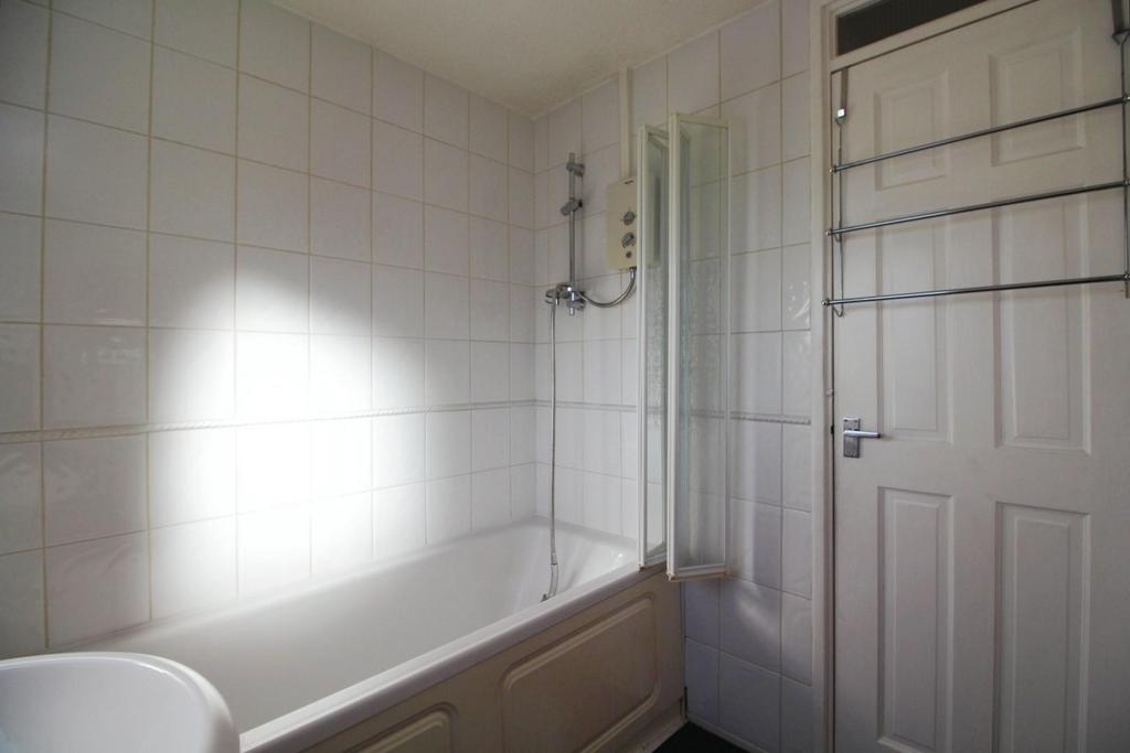 Bathhroom.JPG