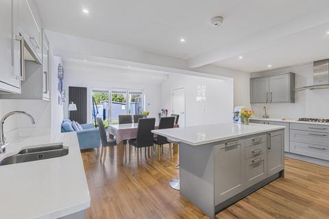 38 Edinburgh Drive, Kidlington, OX5 2JG