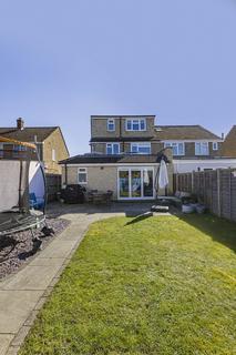 38 Edinburgh Drive, Kidlington, OX5 2JG