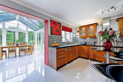 3 The Redwoods, Windsor, SL4 3TA