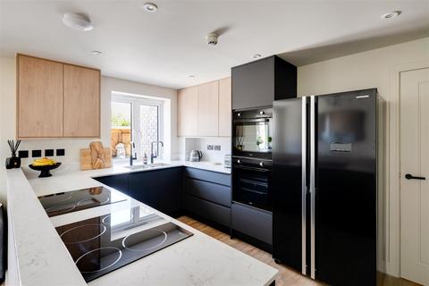 1 bedroom in a house share to rent, Coniston Road, Bristol BS34