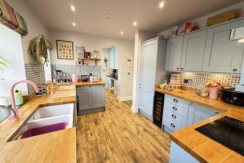undefined, Holyhead Road, Llangefni, Anglesey, LL77