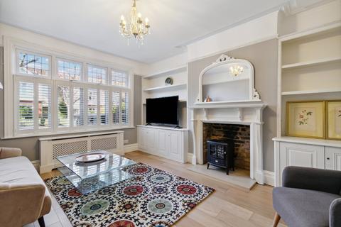 5 bedroom end of terrace house to rent, Deanhill Road, London, SW14