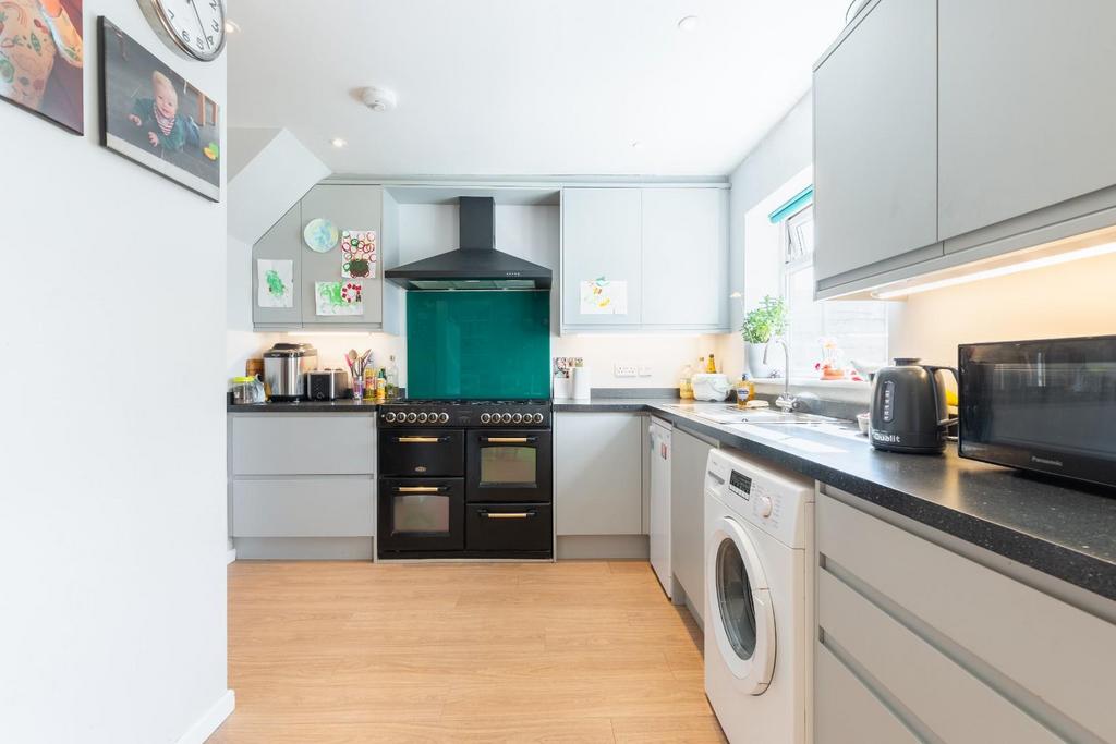 Kitchen-5.jpg