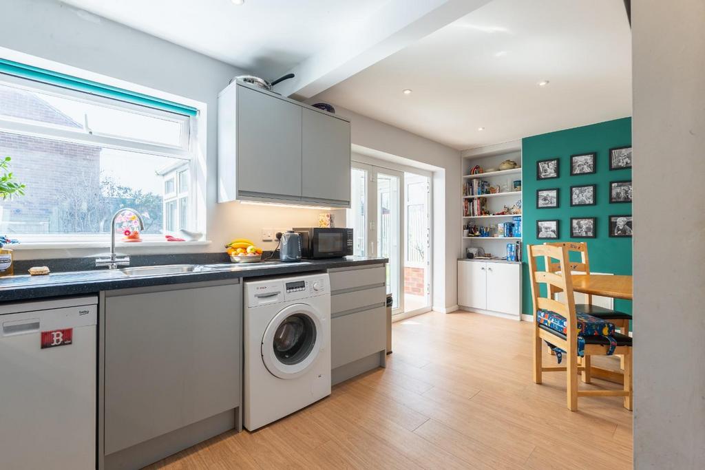 Kitchen-1.jpg