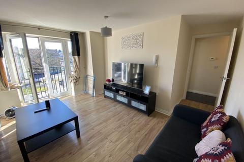 2 bedroom flat to rent, Dunster Close, The Pavillions, Rugby, CV22
