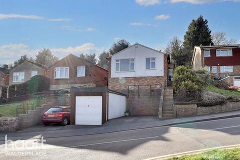 2 bedroom detached bungalow for sale, Watson Avenue, Chatham