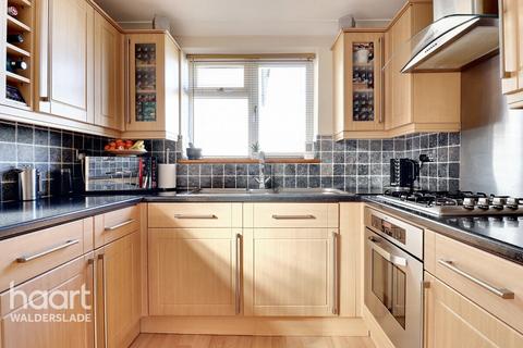 2 bedroom detached bungalow for sale, Watson Avenue, Chatham