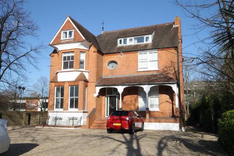 undefined, North Street, Carshalton