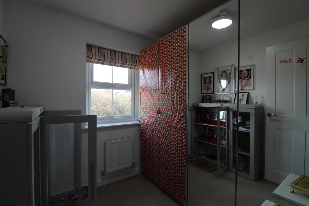 Bedroom 3.JPG