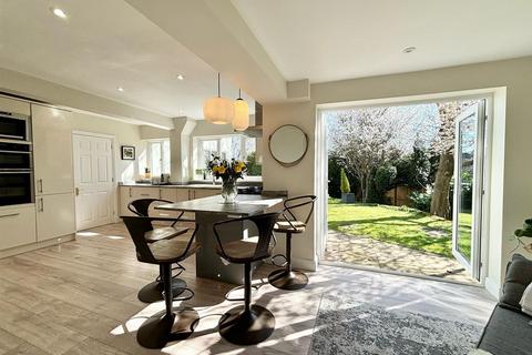 4 bedroom detached house for sale, Copthorne Road, Shrewsbury