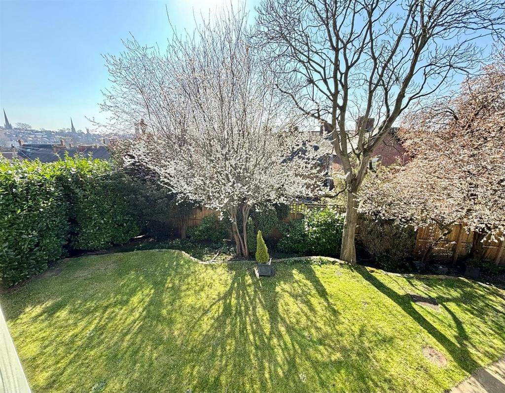 Garden 2.jpg