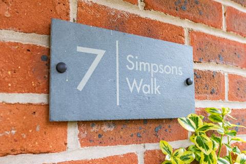 7 Simpsons Walk, Horsehay, Telford, TF4 2PA