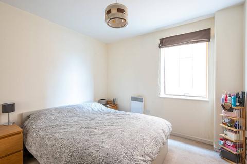 1 bedroom flat for sale, Westgate House, Isleworth, TW7