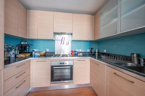 1 bedroom flat for sale, Westgate House, Isleworth, TW7