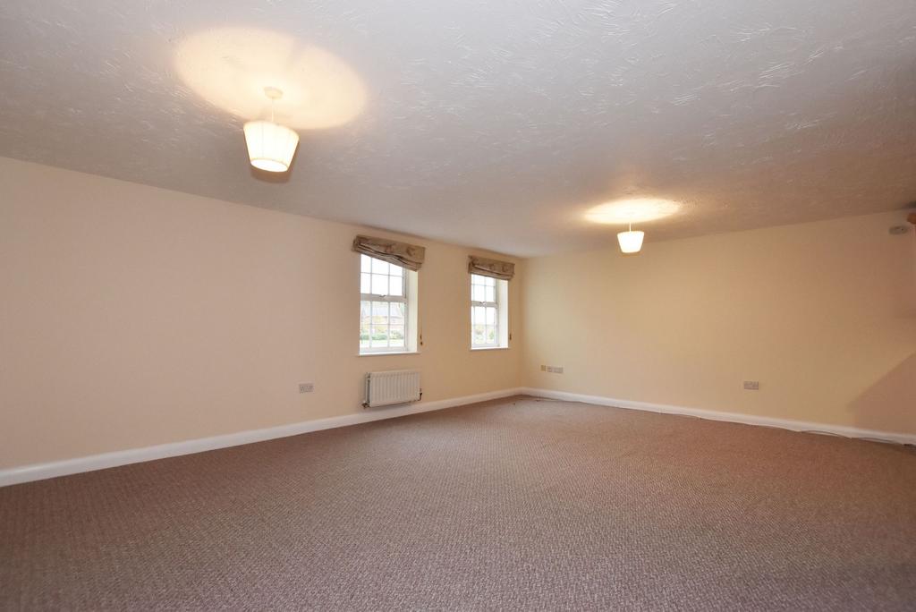 Sitting/Dining Room