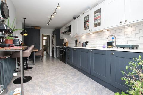 84 Ceres Road, London, SE18 1HL