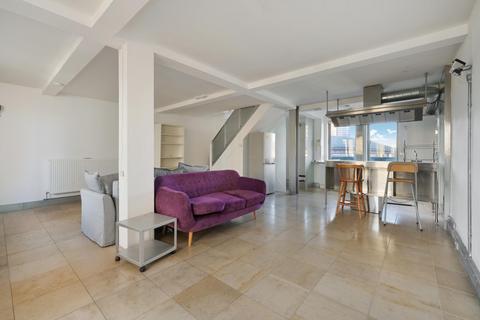 Orchard Place, New Providence Wharf, E14