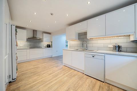 4 bedroom semi-detached house for sale, Cray Road, Crockenhill, Swanley