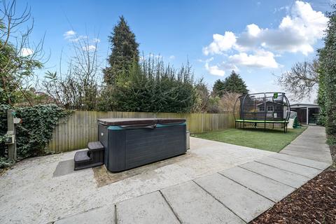 Tintagel Cray Road, Crockenhill, Swanley, BR8 8LP