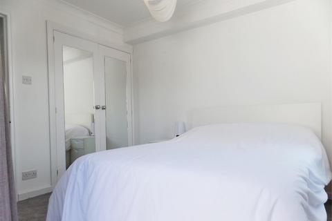 1 bedroom flat for sale, George Street, Brighton