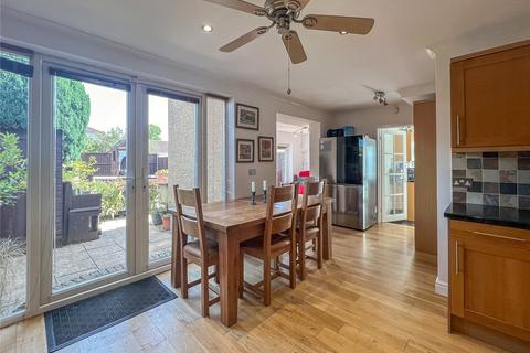 4 bedroom end of terrace house for sale, Hawthorn Avenue, Bristol BS15