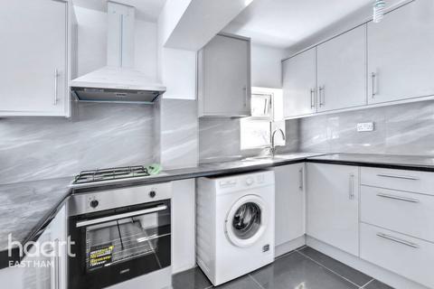 Flat A, 49 Friars Road, London, E6 1LJ