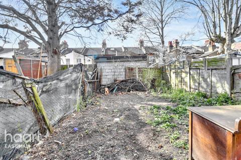 Flat A, 49 Friars Road, London, E6 1LJ