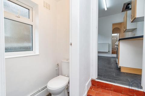 131 Hamil Road, Stoke-on-trent, ST6 1AP