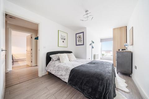2 bedroom apartment for sale, Canal Road, Gravesend, Kent