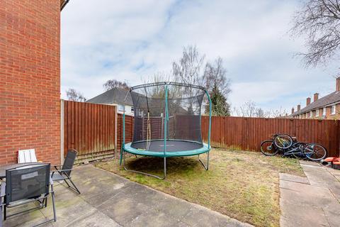 49 Dingle Road, Wombourne, Wolverhampton, WV5 0EG
