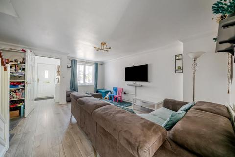 3 bedroom semi-detached house for sale, High Wycombe, Buckinghamshire, HP12