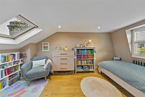 63 Alexandra Road, Richmond, TW9 2BT