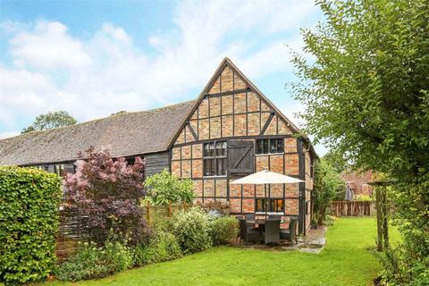 4 bedroom barn conversion to rent, Stocks Road, Tring HP23