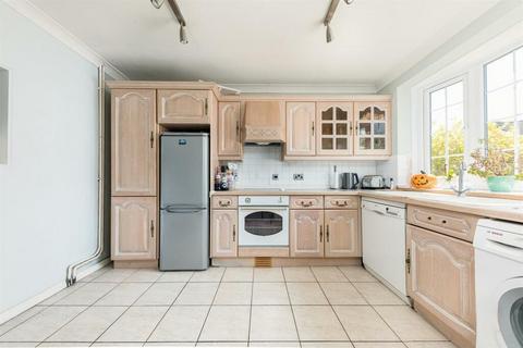 3 bedroom house for sale, Laurel Drive, Winchmore Hill, N21