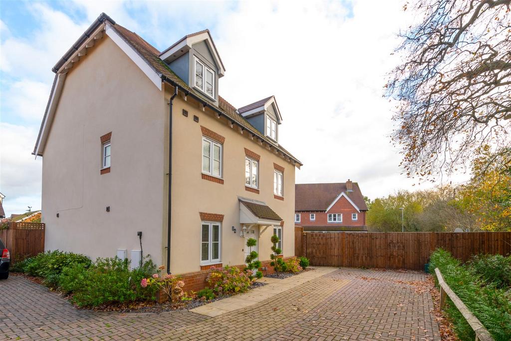 OLD 26 Whittaker externals-22.jpg