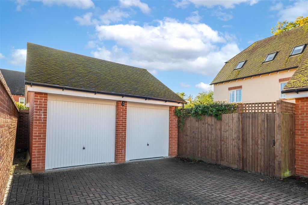 26 Whittaker Drive externals more-5.jpg