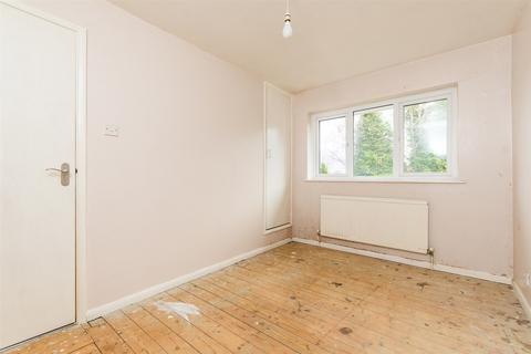 21 Cricketers Drive, Meopham, Gravesend, DA13 0AX