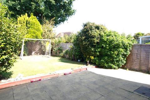 undefined, Bernhard Gardens, Polegate BN26
