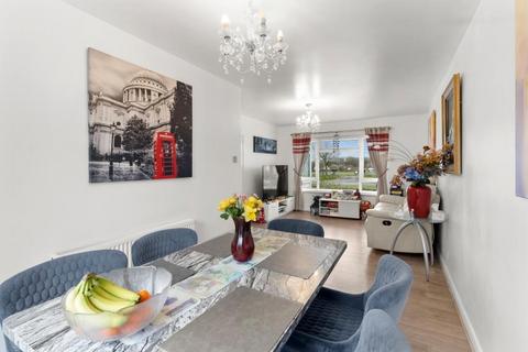 undefined, Bernhard Gardens, Polegate BN26