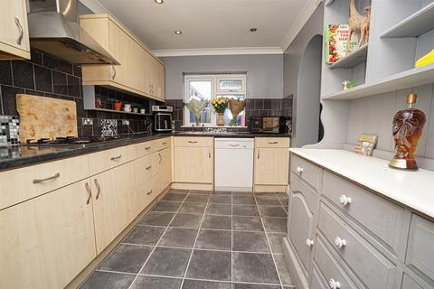 3 bedroom semi-detached house for sale, Oxford Road, St. Leonards-On-Sea