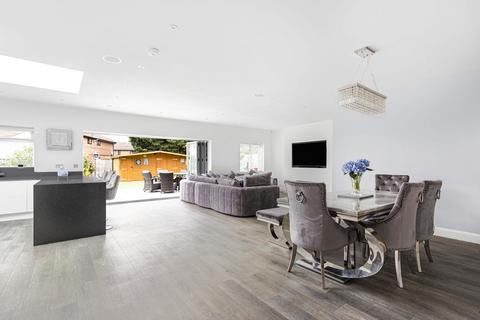 237 Laleham Road, Staines-upon-thames, TW18 2NS