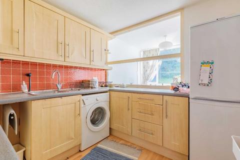 2 bedroom apartment to rent, Westacre Close, Bristol BS10