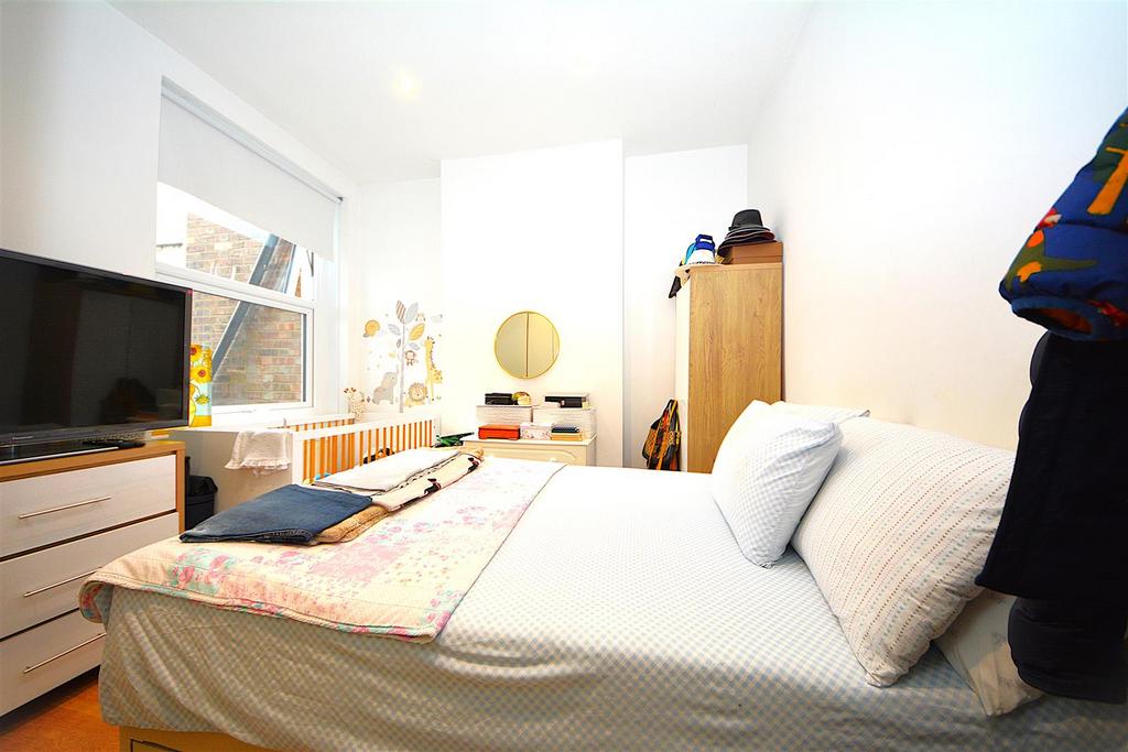 Bedroom.JPG