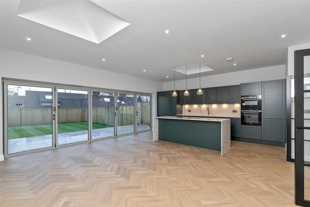 6 Highfield Road-85.jpg