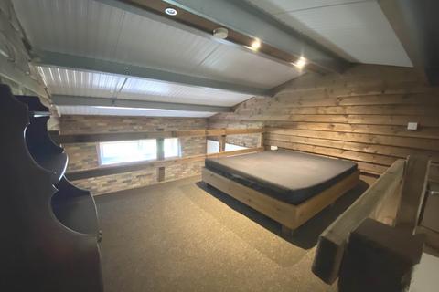 1 bedroom lodge to rent, Crossoaks Farm, Borehamwood