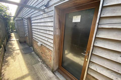 1 bedroom lodge to rent, Crossoaks Farm, Borehamwood